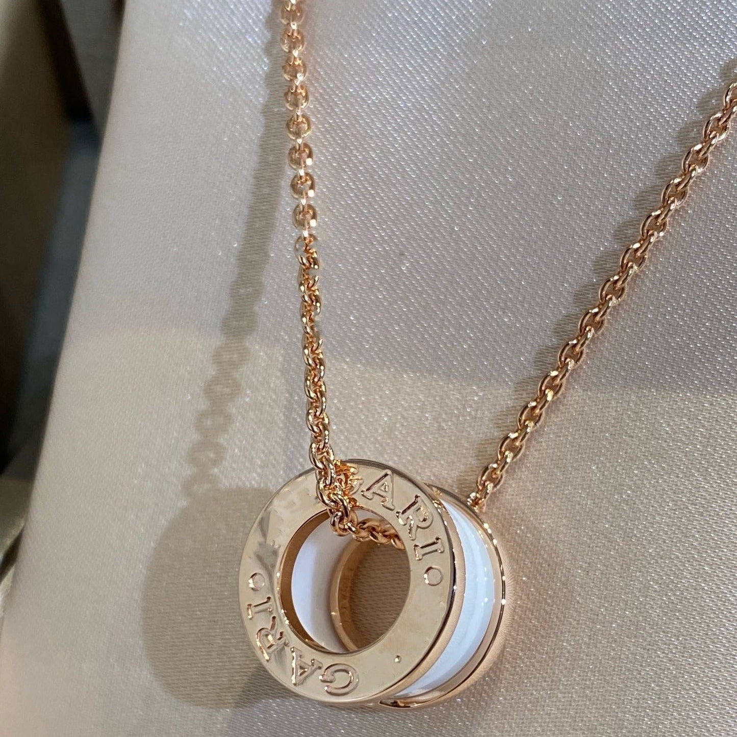 [AuraEcho Jewelry]ZERO 1 WHITE CERAMIC PINK GOLD NECKLACE
